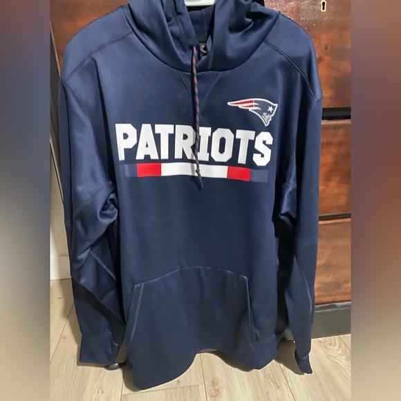 Authentic NFL Patriots hoodie - Picture 1 of 3